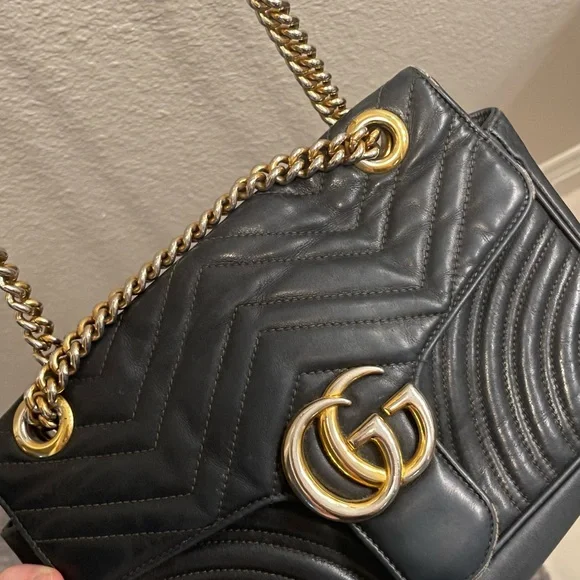 Gucci Marmont Small Shoulder Bag - Picture 3 of 6